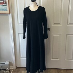 Elegant Eileen Fisher wool  Black Long Sleeve Dress
